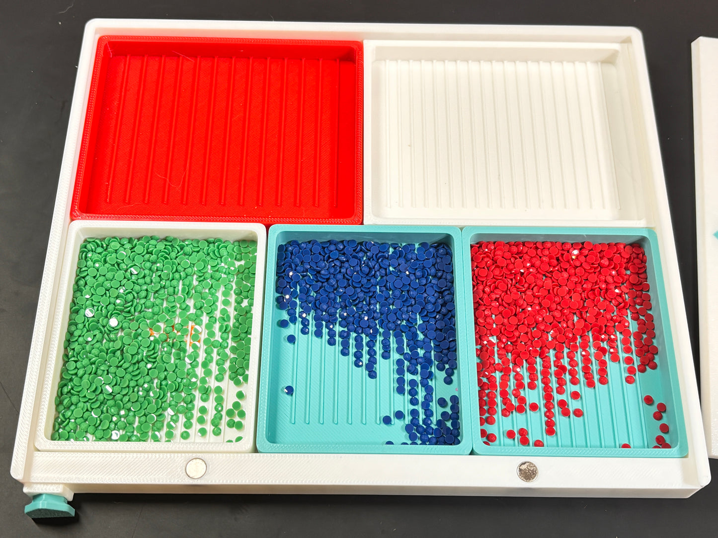 Truby- All trays in one! 8" x 6.5"